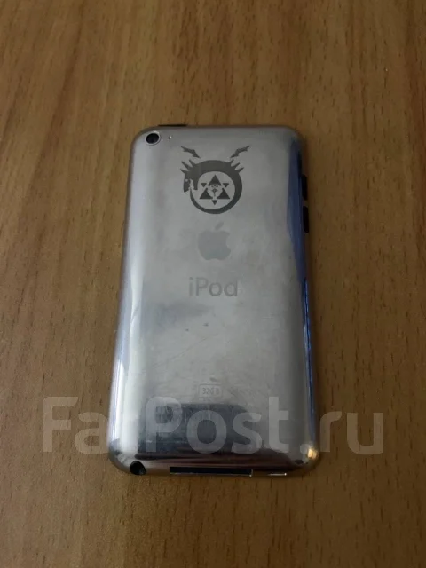 Apple iPod touch 4. ����