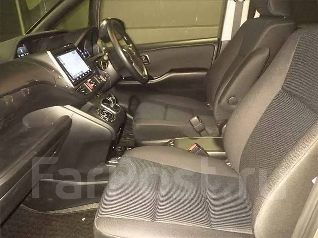 Toyota Voxy. ��������, ��������, 1.8 (99��.�.), ������, 21 000����. ��, �/�. ��� ����� �� ������������ ����