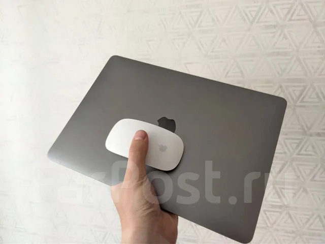 Apple MacBook Air 13 2020. 13.3", ���� 256���, WiFi: 1, Bluetooth: 1 ����