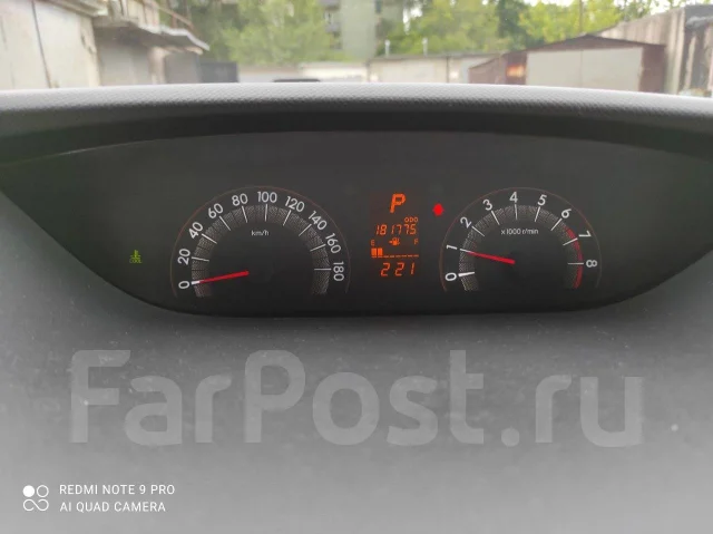 Toyota Ractis. ��������, ��������, 1.3 (87��.�.), ������, 181 775����. �� ����