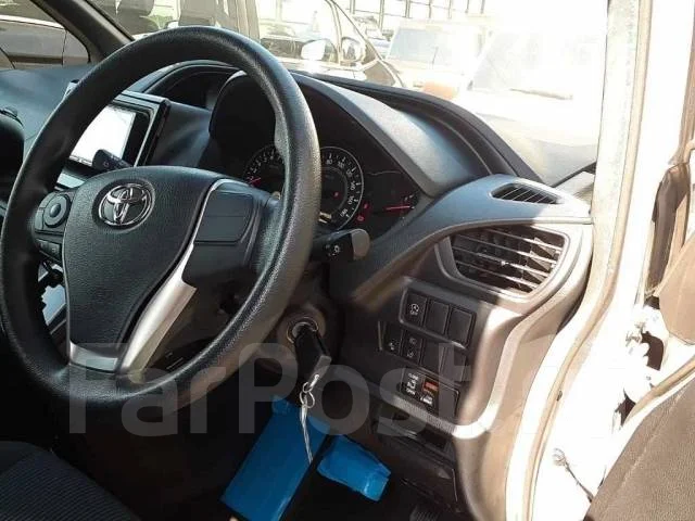 Toyota Noah. ��������, ��������, 2.0 (152��.�.), ������, 86 000����. ��, �/�. ��� ����� �� ������������ ����