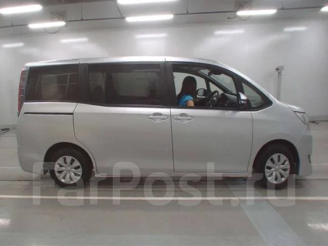 Toyota Noah. ��������, ��������, 2.0 (152��.�.), ������, 86 000����. ��, �/�. ��� ����� �� ������������ ����