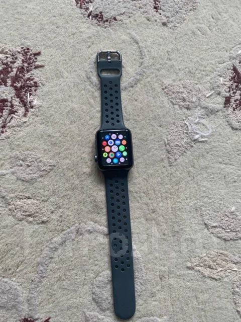 Apple Watch Series 3. GPS ����