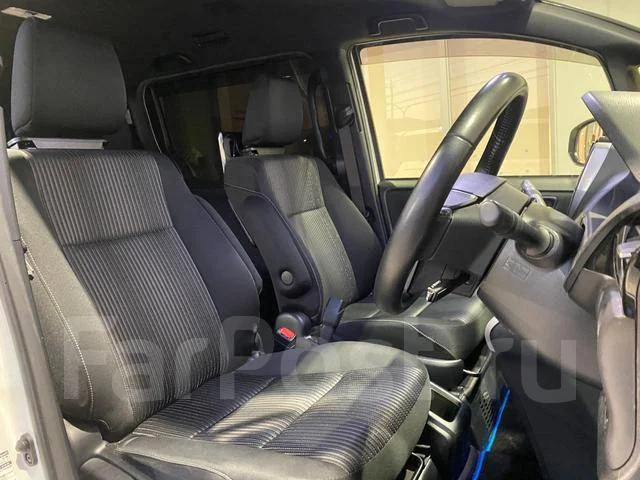 Toyota Voxy. ��������, ��������, 1.8 (99��.�.), ������, 53 912����. ��, �/�. ��� ����� �� ������������ ����