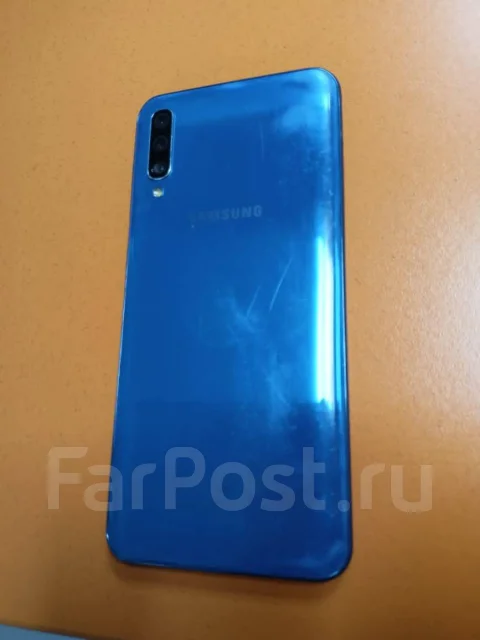 Samsung Galaxy A50. �/�, �����, 4G LTE, NFC ����