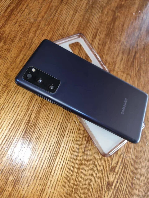 Samsung Galaxy S20 FE. �/�, ����� ����
