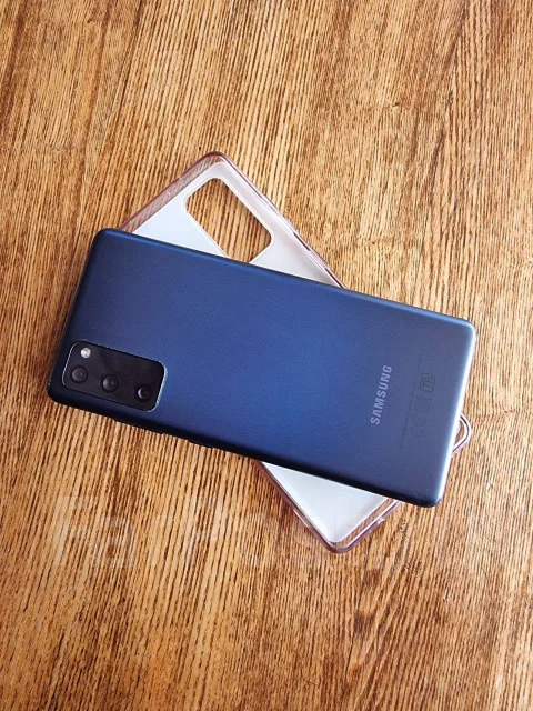Samsung Galaxy S20 FE. �/�, ����� ����