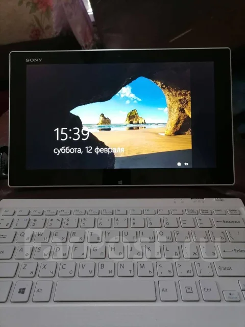 Sony VAIO. ��� 4 ��, WiFi: 1 ����