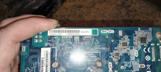 Radeon HD 7770 ����