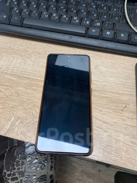 Samsung Galaxy A32. �/�, 3G, 4G LTE, Dual-SIM, NFC ����