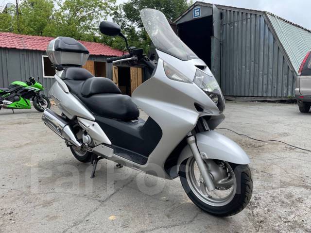 Honda Silver Wing 600 стекло GIVI