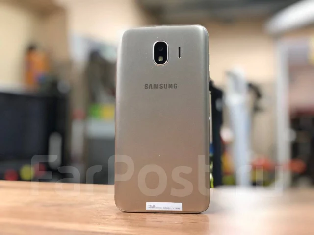 Samsung Galaxy J4. �/� ����