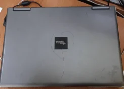 Fujitsu Siemens Esprimo Mobile. 15.4", 2,5����, ��� 3072 ��, ���� 100���, WiFi: 1, Bluetooth: 1 ����