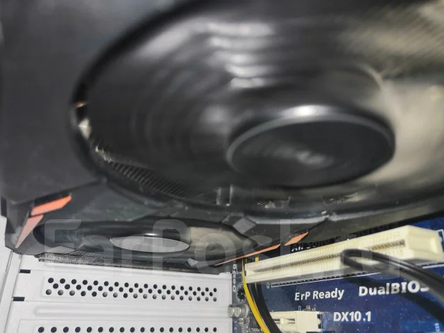 Radeon RX 560 ����