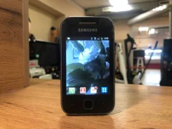 Samsung Galaxy Y. �/� ����