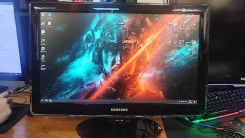 Samsung. 22", ���������� �� (LCD, LED, QLED) ����
