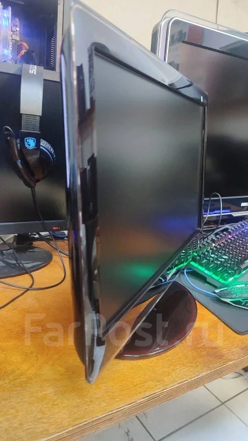 Samsung. 22", ���������� �� (LCD, LED, QLED) ����