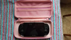 Sony PlayStation Vita ����