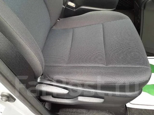 Toyota Noah. ��������, ��������, 2.0 (152��.�.), ������, 90����. ��, �/�. ��� ����� �� ������������ ����