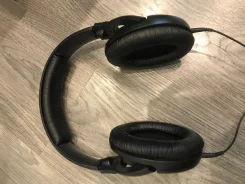 Sennheiser ����