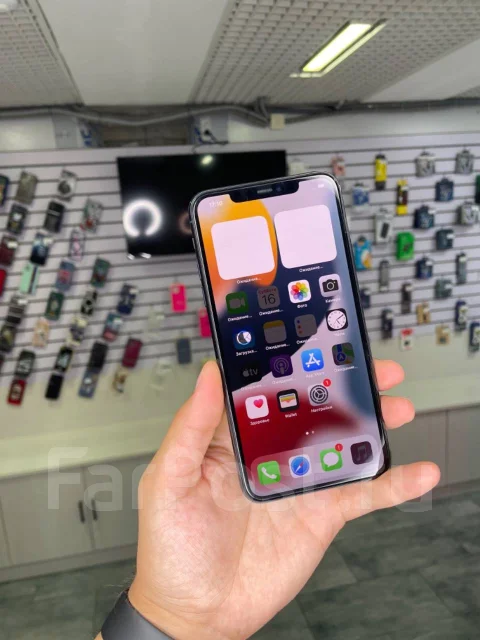 IPhone 11 Pro Max 64 Go Blanc – Débloqué – Triple Capteur 12MP – Écran 6,5″ OLED – Charge Rapide