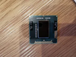 Intel Core i7-740QM ����