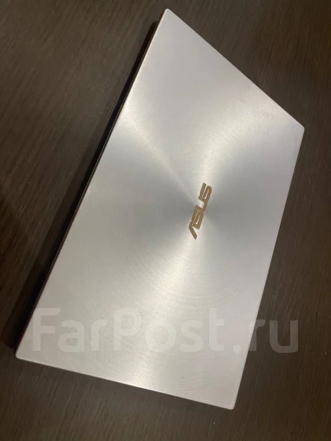 Asus ZenBook 14 UM431DA. 14", 2,1����, ��� 8 ��, ���� 512���, WiFi: 1, Bluetooth: 1, ����������� �� 24��. ����