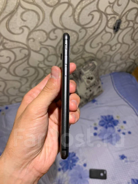 Apple iPhone 8. �/�, ������, 3G, 4G LTE, NFC ����