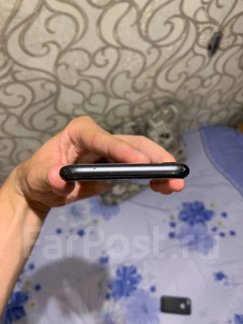 Apple iPhone 8. �/�, ������, 3G, 4G LTE, NFC ����