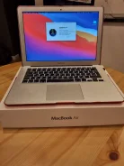 Apple MacBook Air 13 2014 Early. 13.3", 1,4����, ��� 4 ��, ���� 128���, WiFi: 1, Bluetooth: 1, ����������� �� 5��. ����