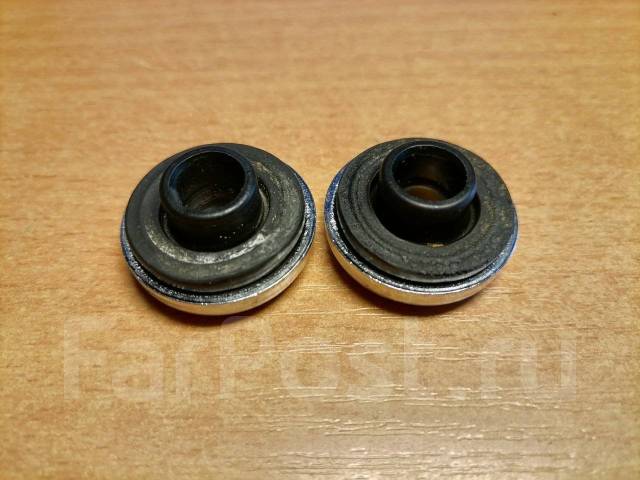 Резинки клапанной крышки маз 236. Сальники болтов клапанной крышки. Втулка болта клапанной крышки 245. Сальники болтов клапанной крышки. 4 edz.