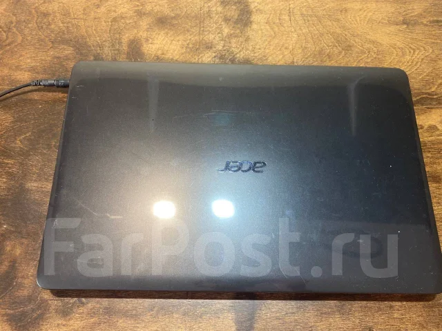 Acer Aspire E1-571G. 15.6", 2,6����, ��� 4 ��, ���� 500���, WiFi: 1, Bluetooth: 1, ����������� �� 2��. ����