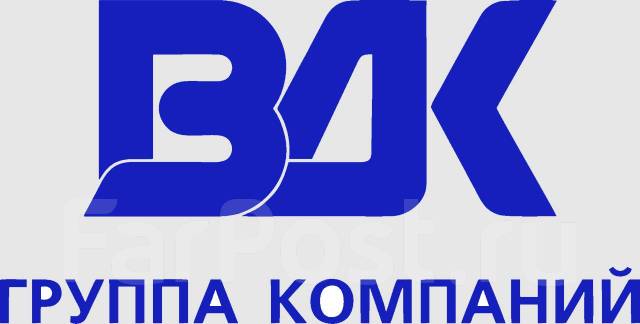 Торговый представитель с машиной