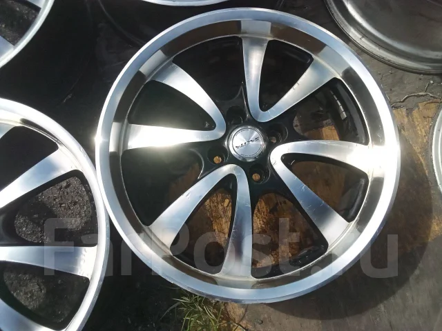 Salita. 6.5x17", 4x100, ET42 ����