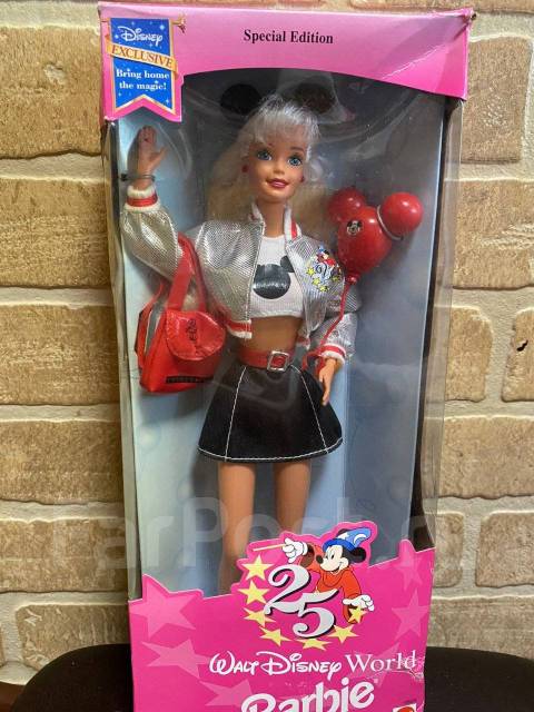 90 Walt Disney Barbie 25th Anniversary Doll 5 000