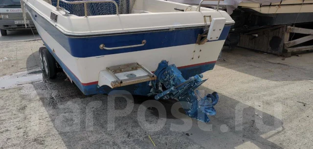 Yamaha F-26. 1988 ���, ����� 7,9��., ��������� ������������, 350��.�., ������ ����