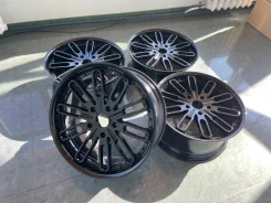 PDW Invader. 10.0x22", 5x150, ET40 ����