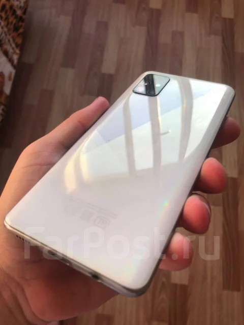 Samsung Galaxy A51. �/�, ����� ����