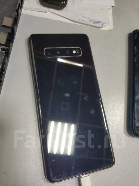 Samsung Galaxy S10+. �/�, ������, 4G LTE, NFC ����