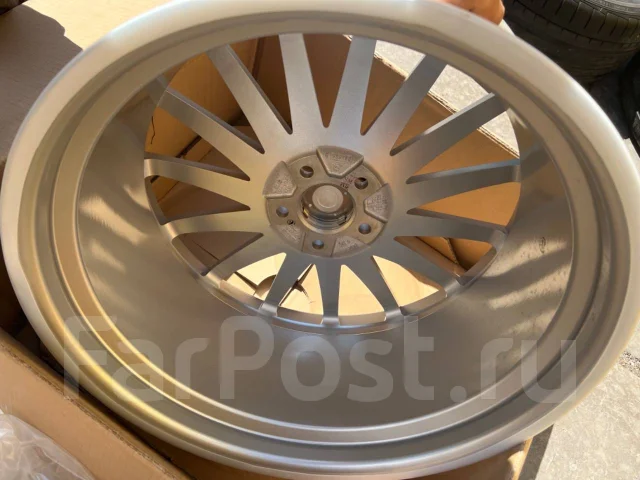 Vossen VFS-2. 10.0x20", 5x112, ET55, �� 66,6���. ����