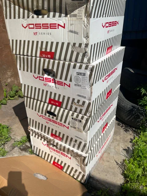Vossen VFS-2. 10.0x20", 5x112, ET55, �� 66,6���. ����