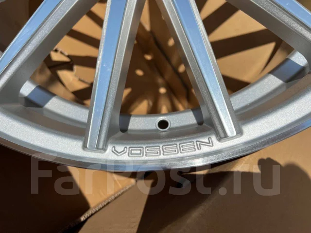 Vossen VFS-2. 10.0x20", 5x112, ET55, �� 66,6���. ����