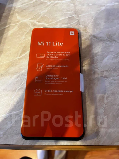 Xiaomi 11 Lite. �����, ������ ����