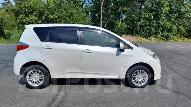 Toyota Ractis. ��������, 4wd, 1.5 (103��.�.), ������, 150����. �� ����