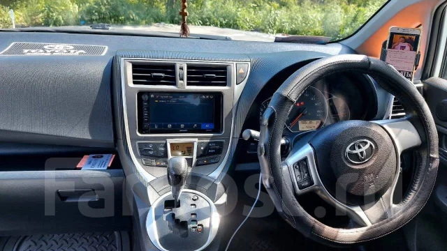 Toyota Ractis. ��������, 4wd, 1.5 (103��.�.), ������, 150 000����. �� ����