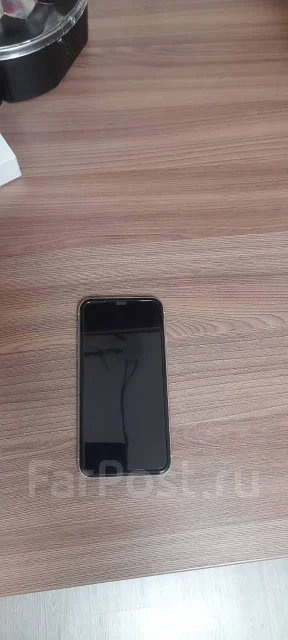 Apple iPhone 11. �/�, �����, 4G LTE ����