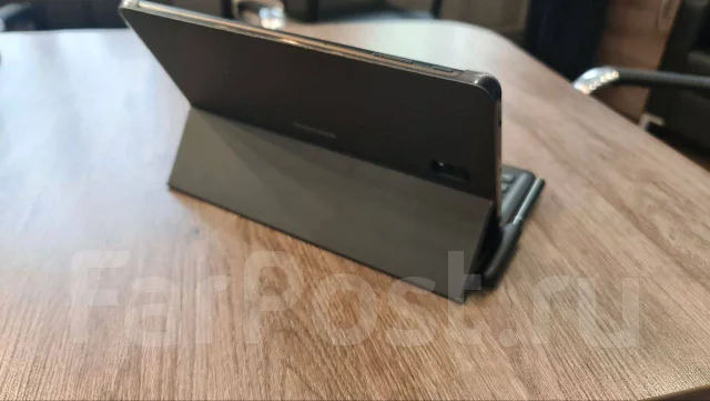 Samsung Galaxy Tab S4 ����