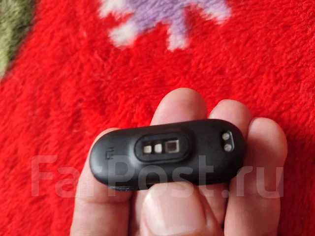 Xiaomi Mi Band 6 ����