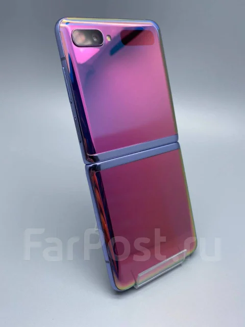Samsung Galaxy Z Flip. �/�, 256 ��, ����������, 4G LTE, Dual-SIM, NFC ����