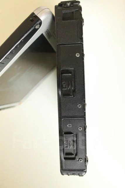 Panasonic Toughbook CF-19. 10.4", 1,2����, ��� 2048 ��, ���� 300���, WiFi: 1, Bluetooth: 1, ����������� �� 8��. ����